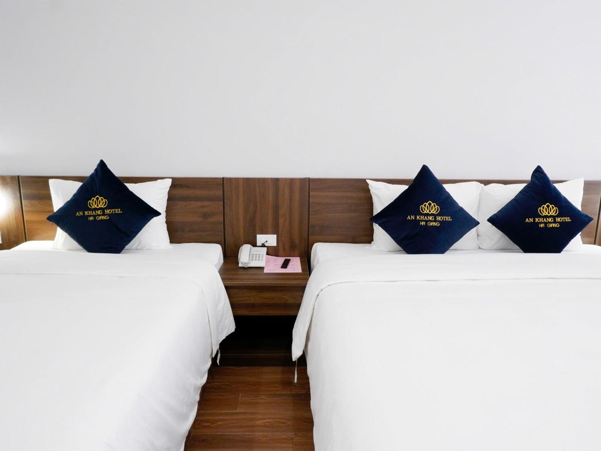 An Khang Hotel Ха Жианг Екстериор снимка