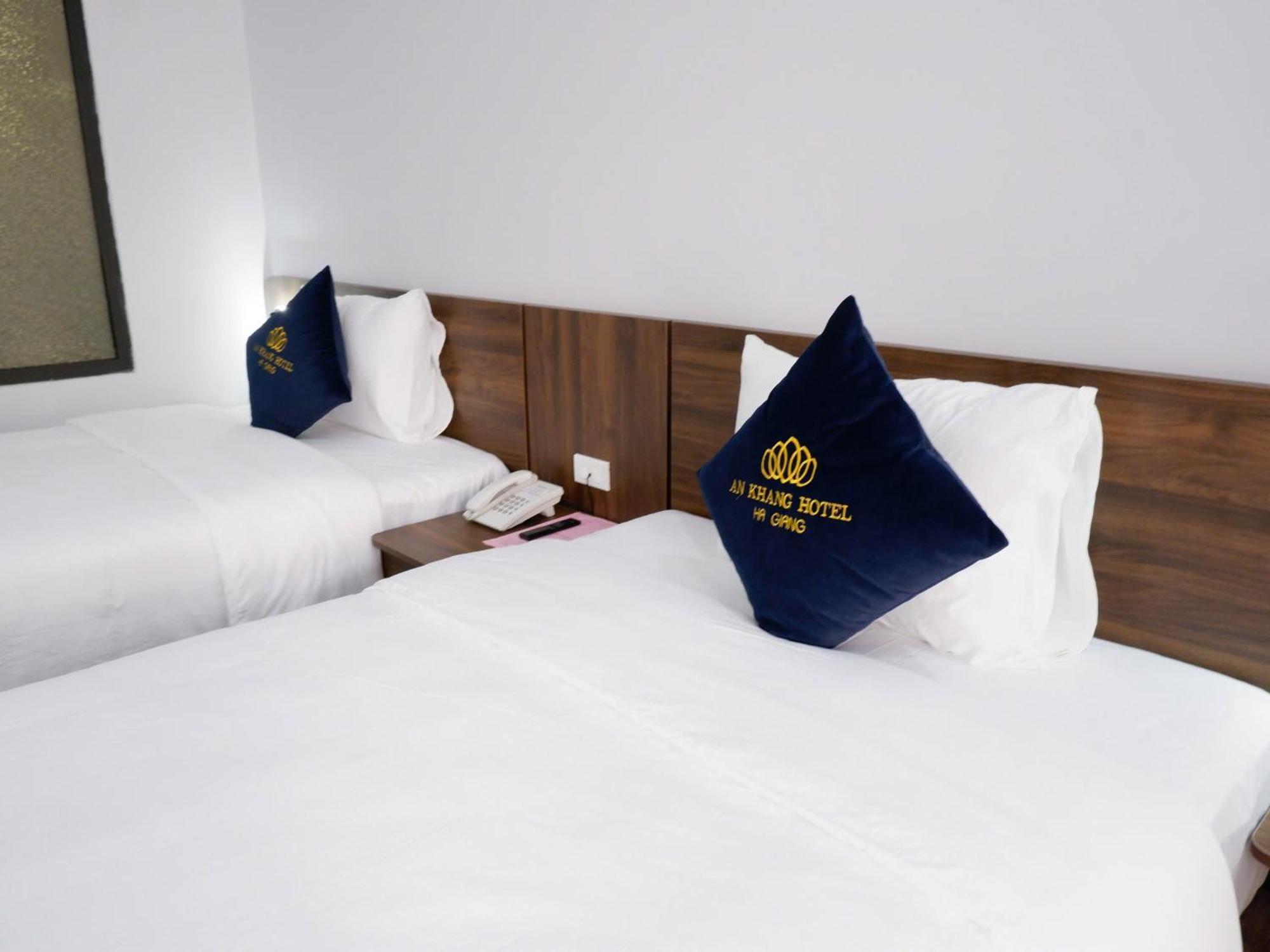 An Khang Hotel Ха Жианг Екстериор снимка
