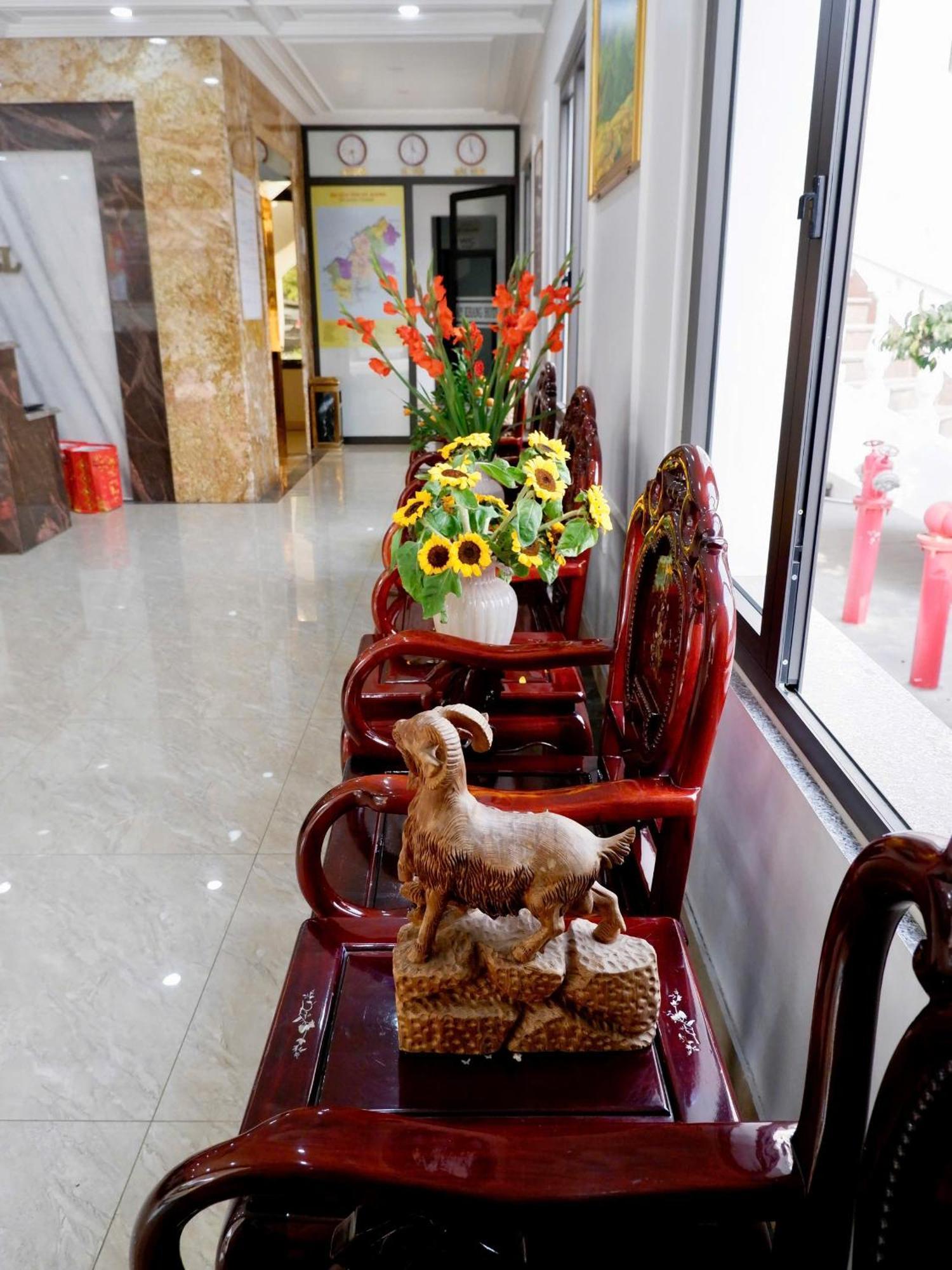 An Khang Hotel Ха Жианг Екстериор снимка